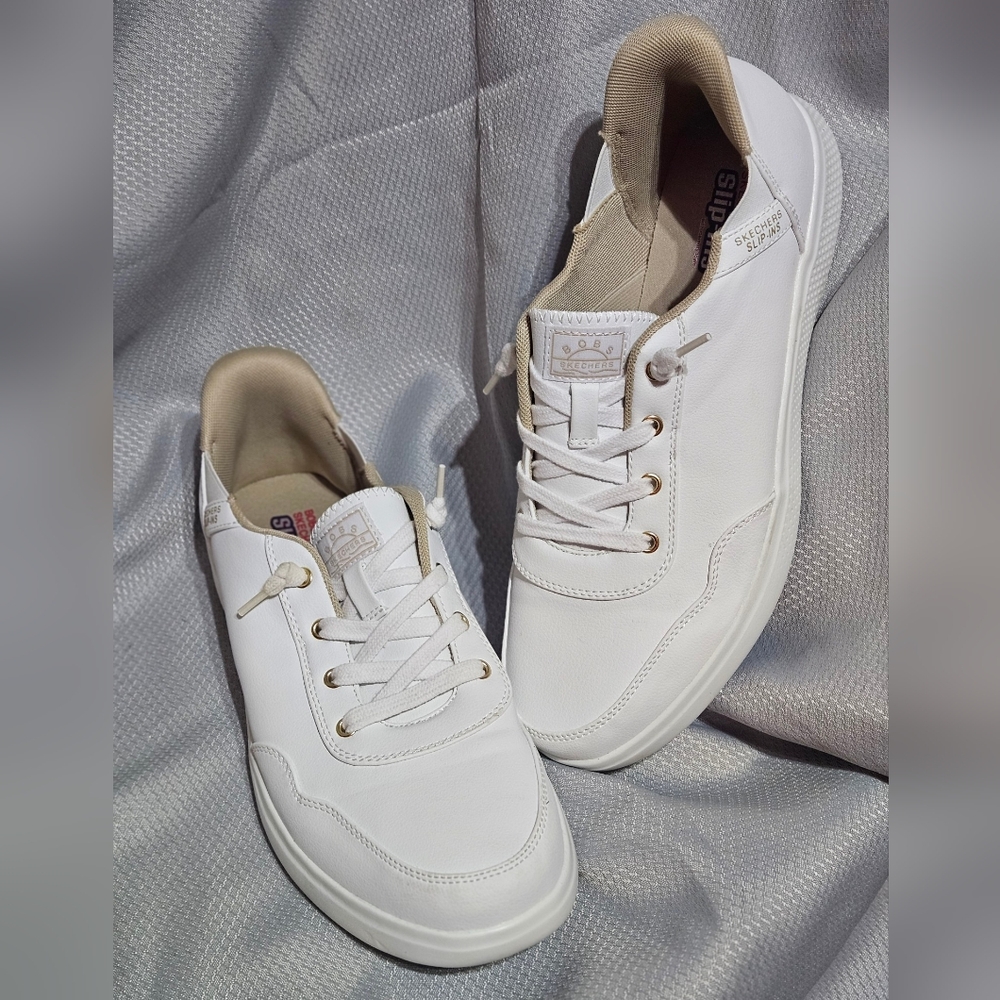 BOB'S by Skechers Hands Free Slip-Ins Skipper Keep It Classic Women's Shoes